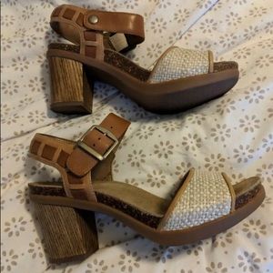 Dansko Debbie Debby Sandals NWOT SIZE 38